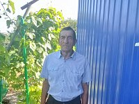 Около полувека проработал в сельском хозяйстве водителем Иван Титов