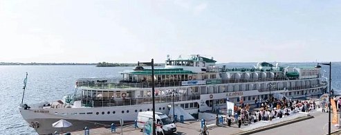 Из Саратова по Волге отправился теплоход с участниками Международного фестиваля-лаборатории «ГИТИСФЕСТ. Театральное Приволжье 2026»
