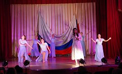 Жители Аркадака отметили праздник мужества и единства