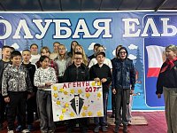 В выходные в лагерь «Голубая ель» заехали дети