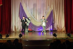 Мелодии весны и слова благодарности звучали для аркадачек с районной сцены