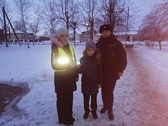 Аркадакским школьникам напомнили о важности световозвращателей 