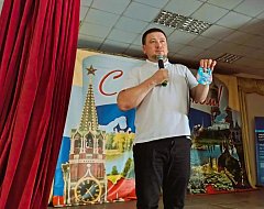 Аркадакский районный Дом культуры выступил перед бойцами в Саратове