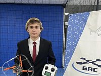 Одиннадцатиклассник из Аркадака достойно выступил в состязаниях по управлению дронами