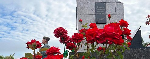 Дню памяти и скорби посвящался митинг на городской площади