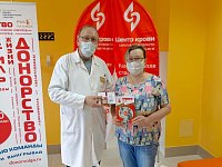 Медсестра из Аркадака отмечена высшей наградой за донорство