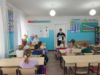 Аркадакские дошколята освоили правила дорог и светоотражатели